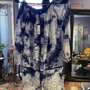 New with tags Romeo & Juliet couture medium tunic